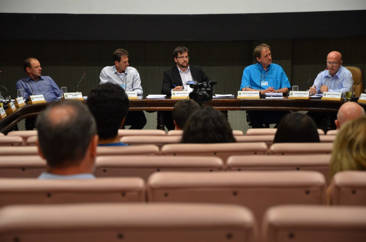 Plenário estuda novo Plano de Carreira