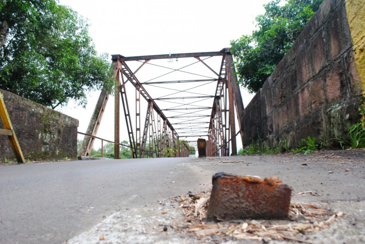 Limitadores da Ponte de Ferro serão reformados