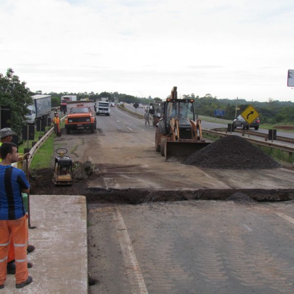 Conserto na BR-386 provoca transtornos e atrasa itinerários