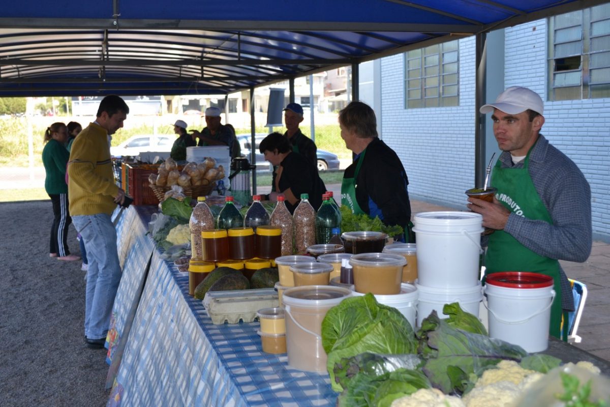 Vale-feira estimula aumento da produção