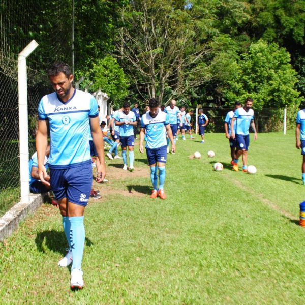 Alviazul testa plantel em Veranópolis