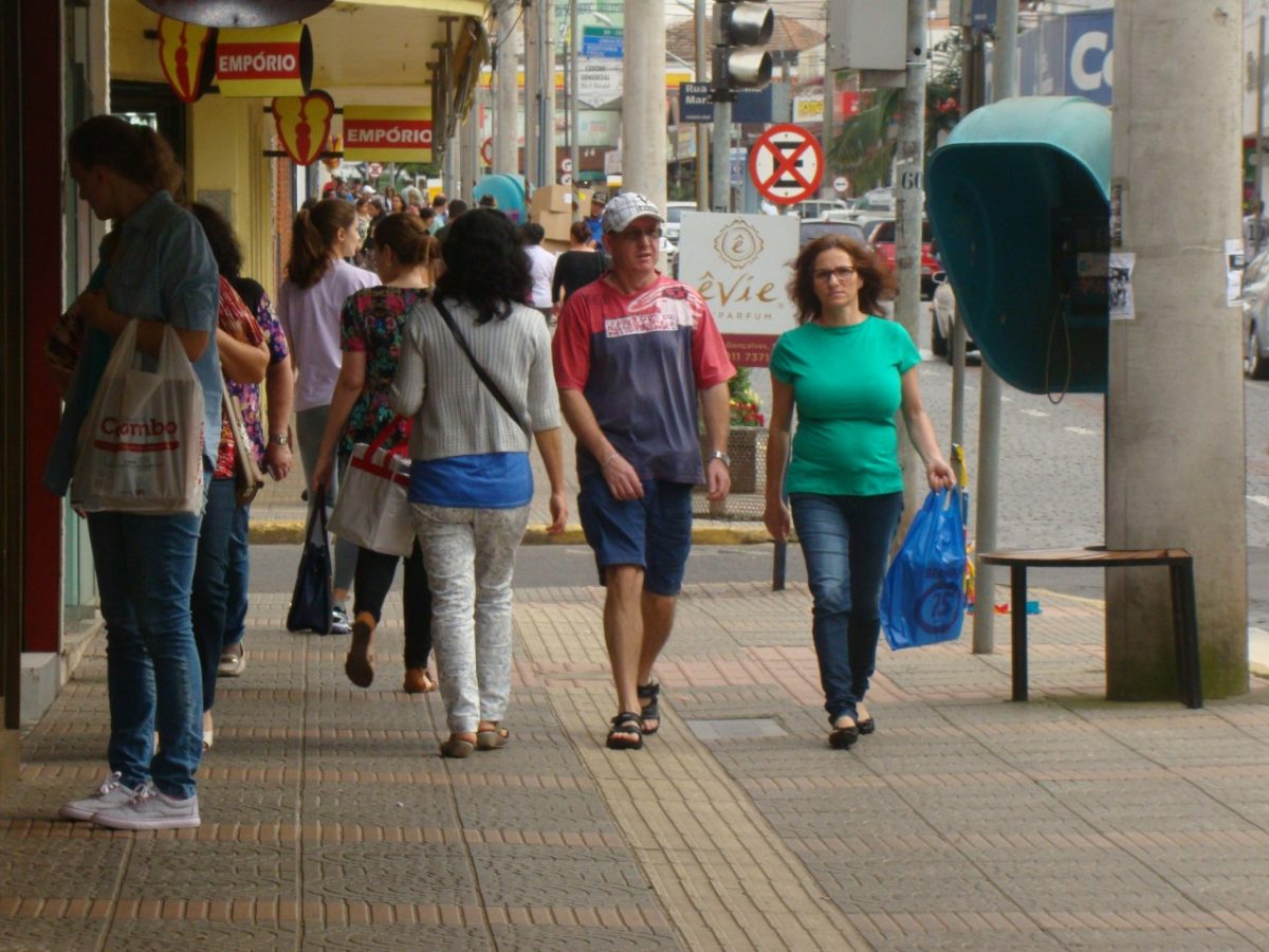 Calendário de 2016 tem menos feriadões