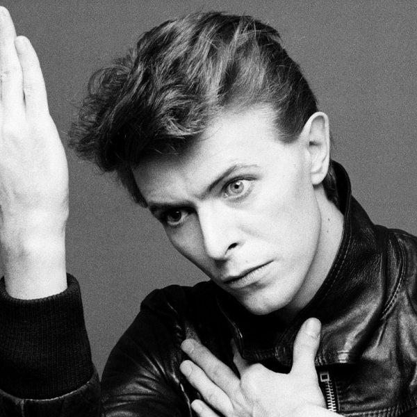 Morte de Bowie comove fãs da região