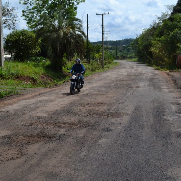 Asfaltamento depende de aval do Daer