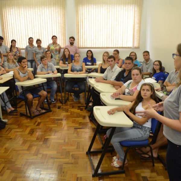 Restrições ameaçam  formação de professores