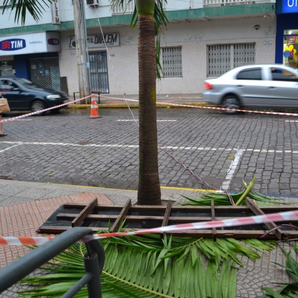 Temporal provoca apagão em Lajeado