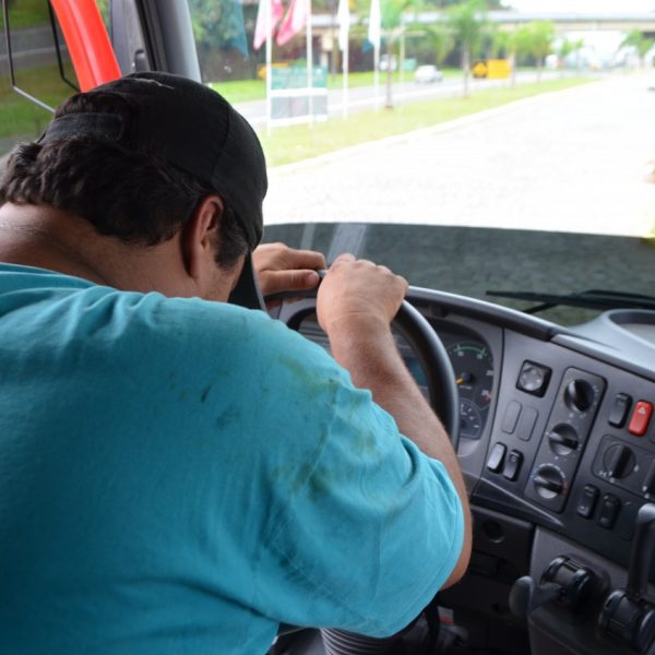 Teste toxicológico para  motoristas cria impasse jurídico