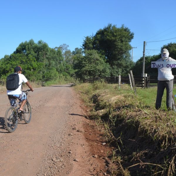 Após pressão, governo confirma asfalto