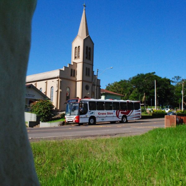 Abaixo-assinado critica transporte em Conventos