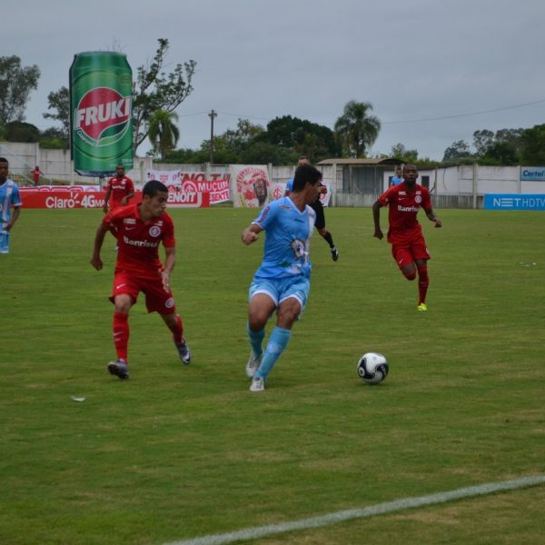 Zona do rebaixamento preocupa o Alviazul