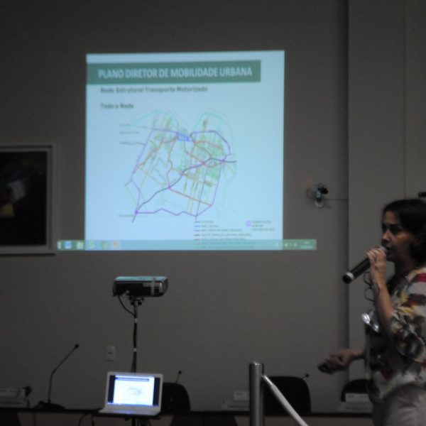 Estudo sugere construção de anel viário