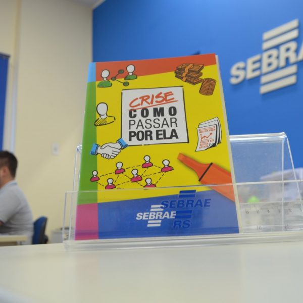 Sebrae distribui cartilha contra crise