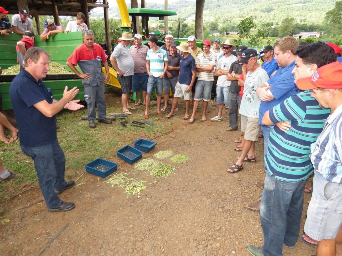 Encontro aborda qualidade da silagem