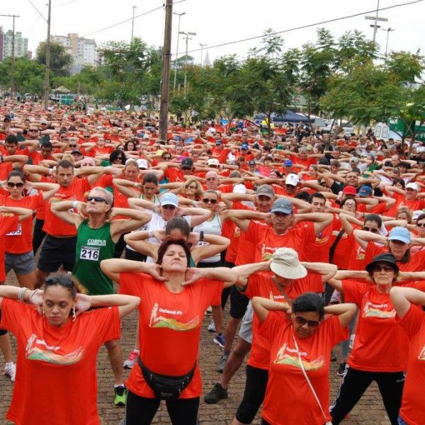 Com 1,5 mil inscritos, evento ocorre domingo