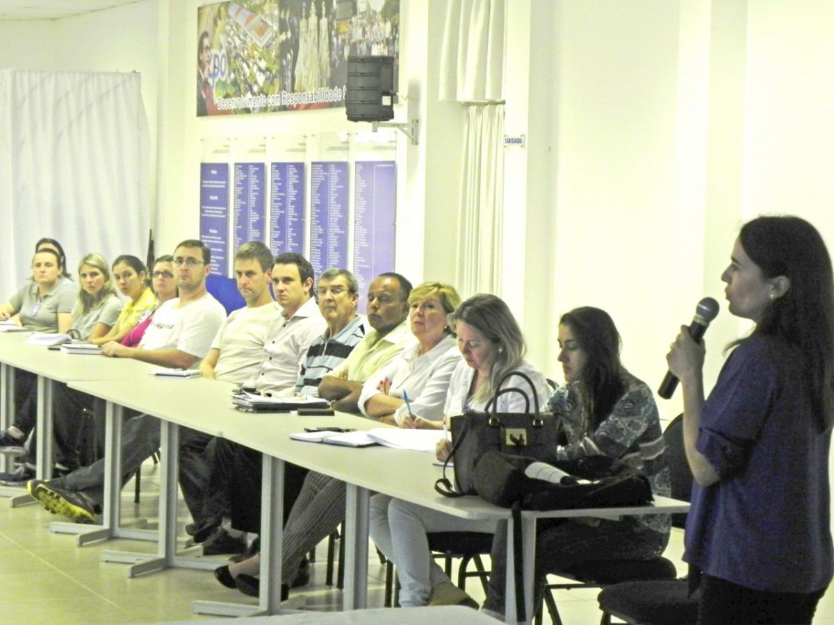 Palestra aborda riscos das embalagens