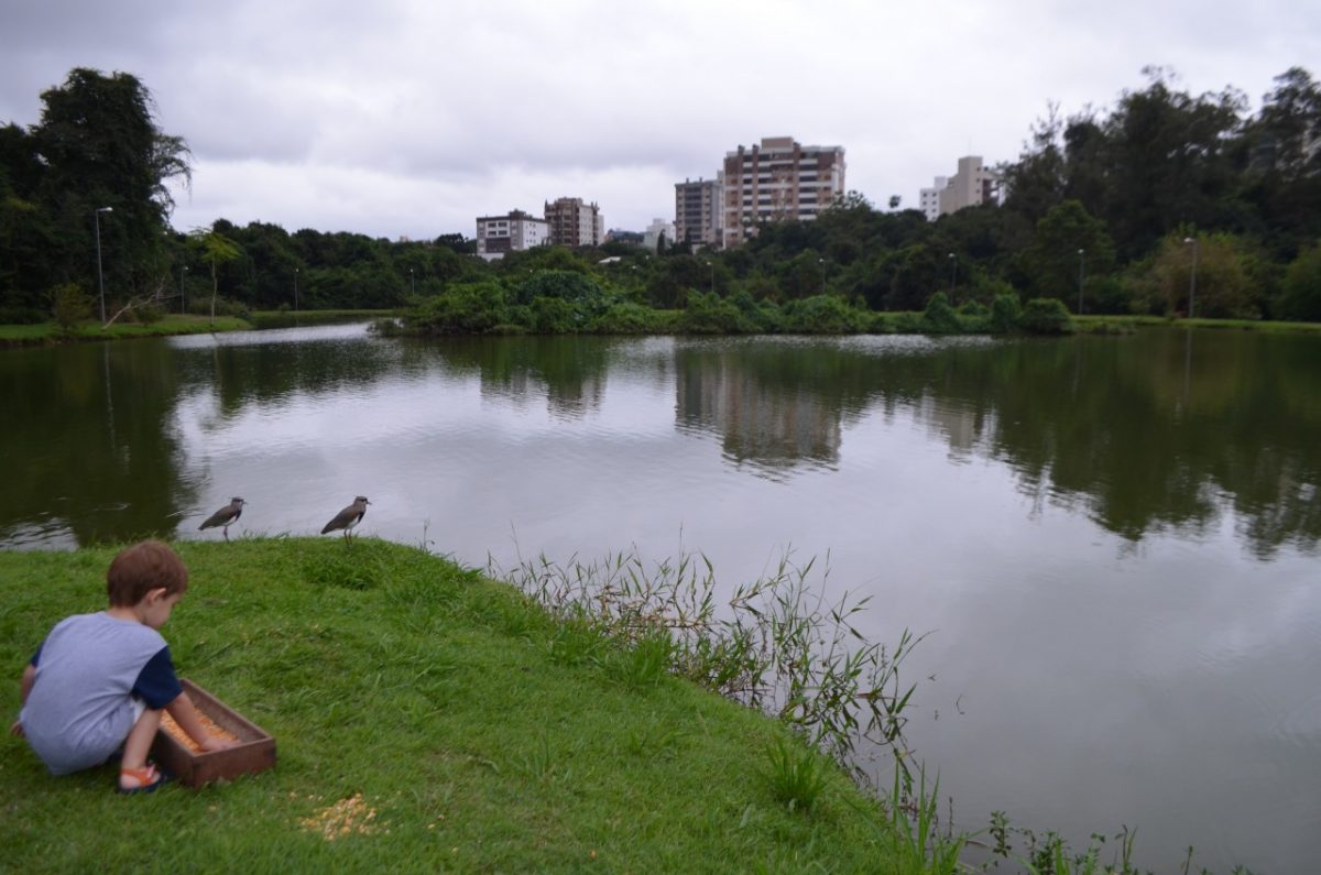 Calor fora de época traz chuva ao Vale