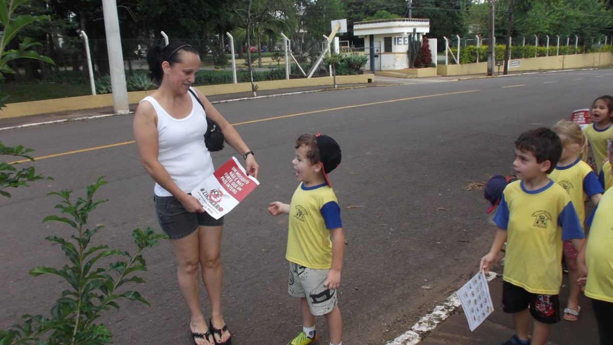 Escola promove campanha de conscientização contra a dengue