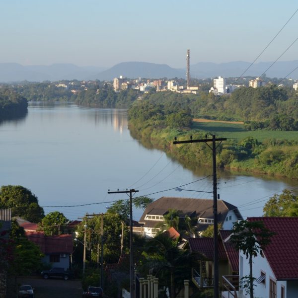 “Temos que ir mais para dentro das escolas do  que para o rio”