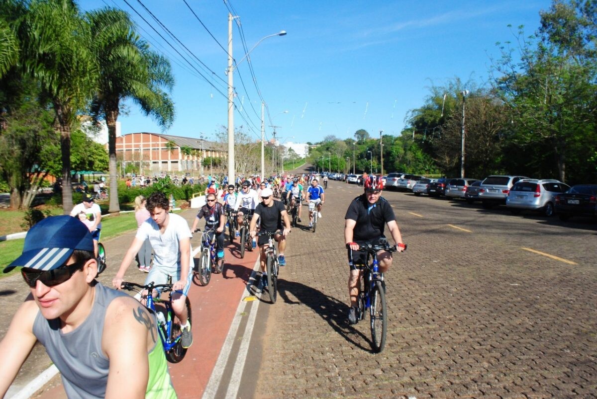 Pedalada passa por quatro cidades