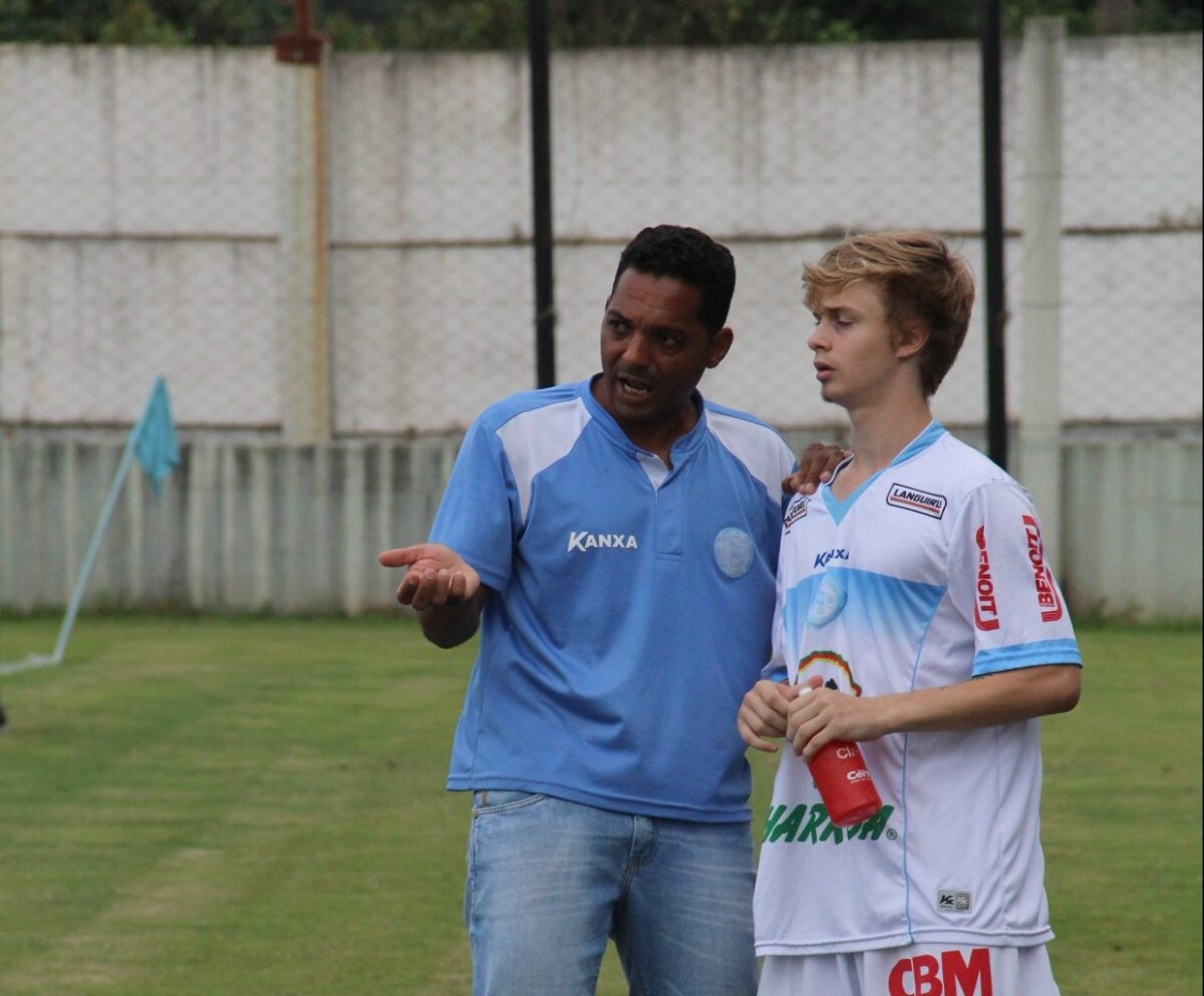 Alviazul vence Rio Grande por 2 a 0