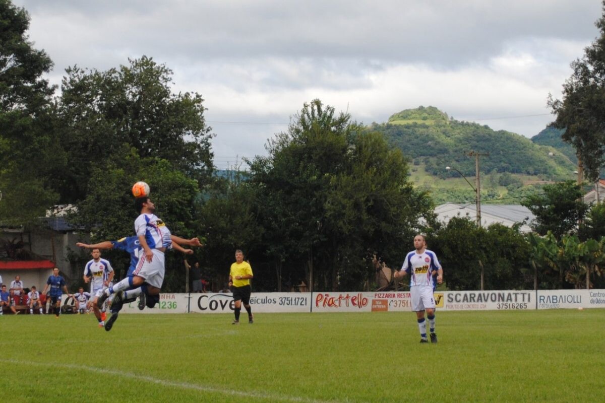 A um empate do bicampeonato