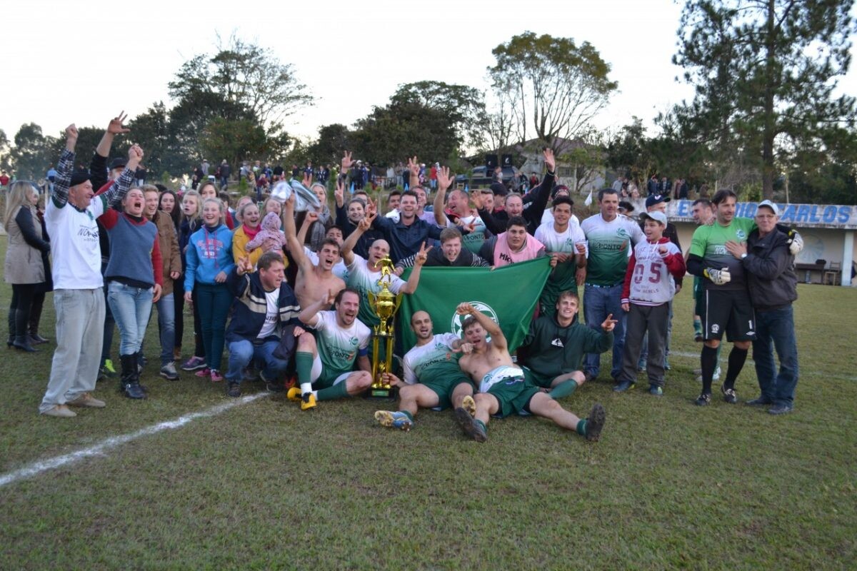 Juventude conquista o bicampeonato