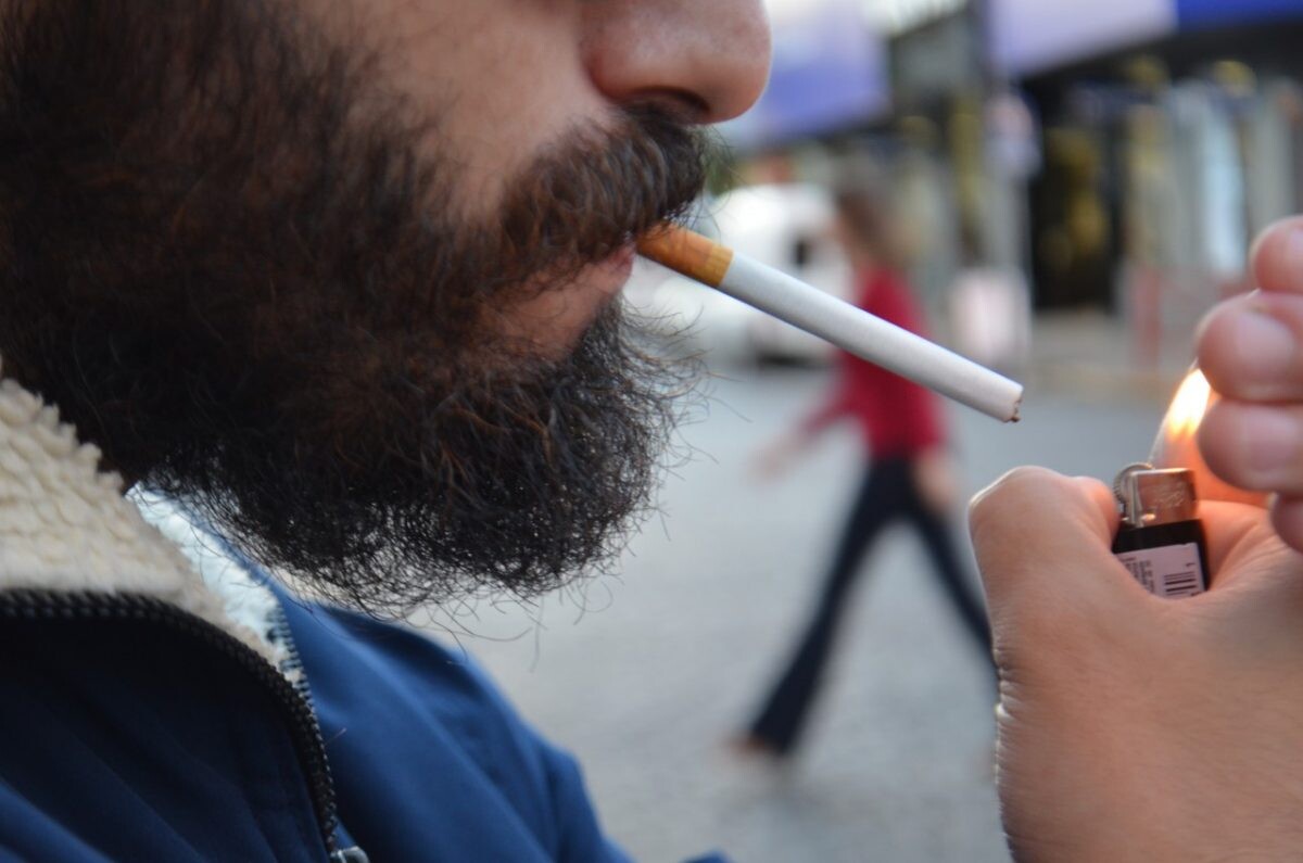 Total de fumantes reduz 33,8% em dez anos