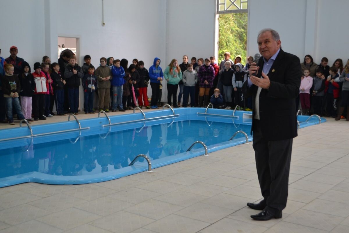 Município entrega complexo de saúde
