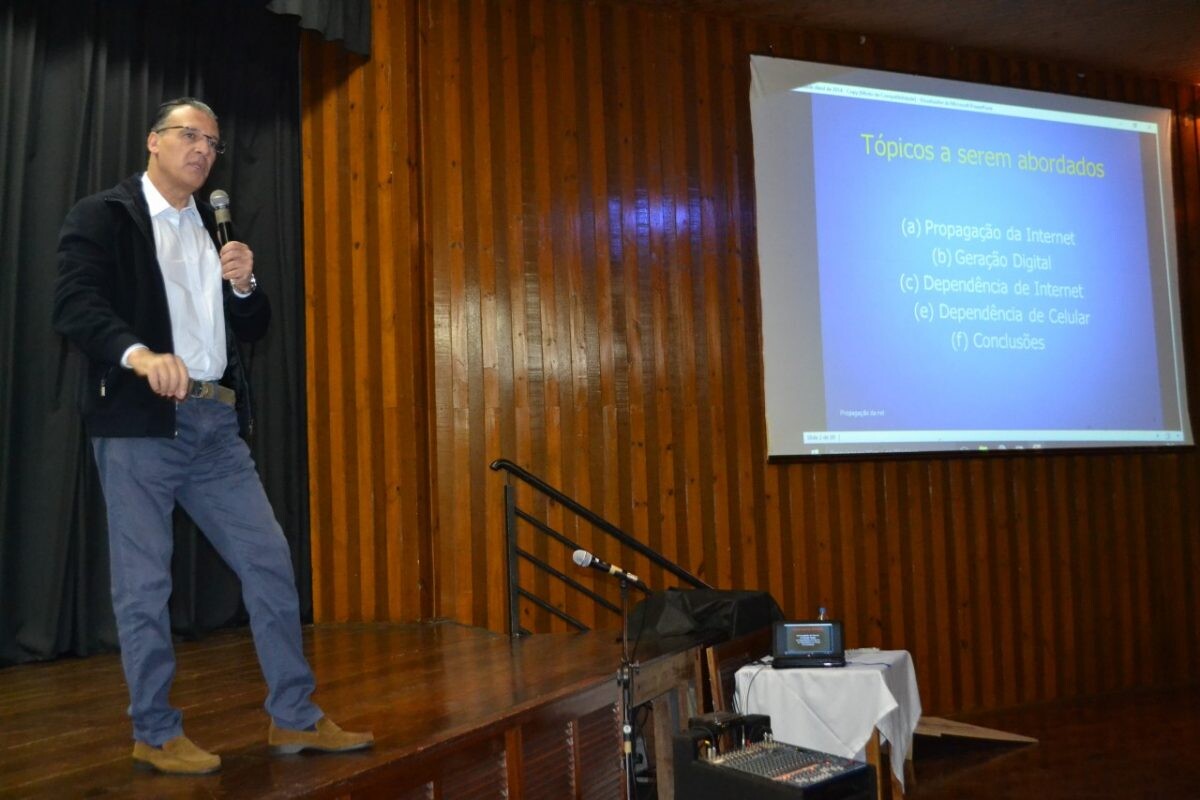 Excesso de tecnologia causa dependência