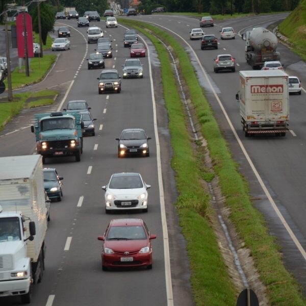 Veja os melhores horários para voltar do litoral no feriadão