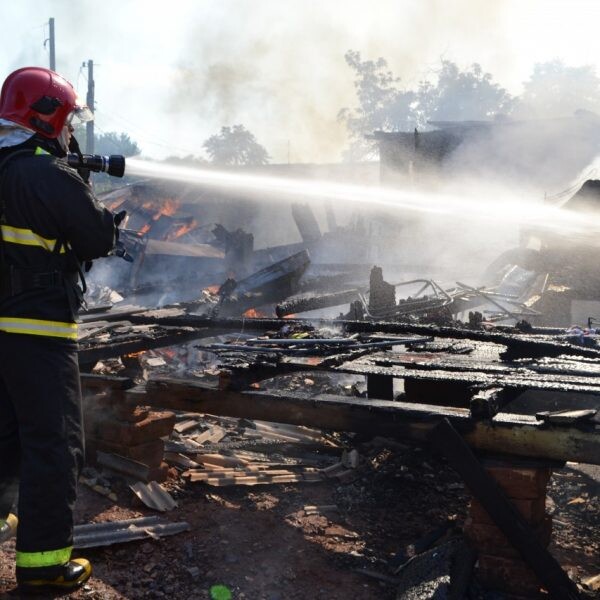 Projeto destitui autonomia de bombeiros