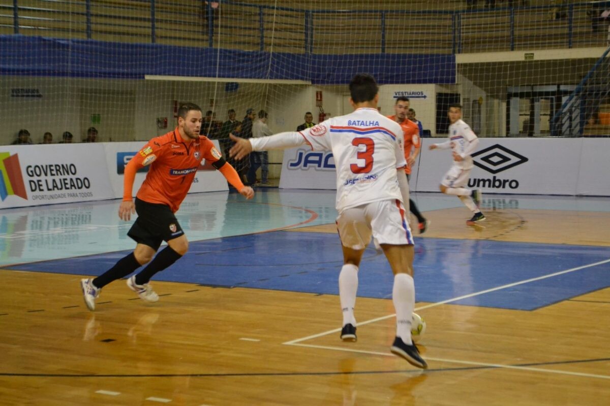 Alaf inicia preparação para jogo decisivo