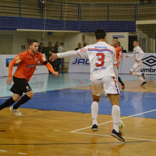 Alaf inicia preparação para jogo decisivo