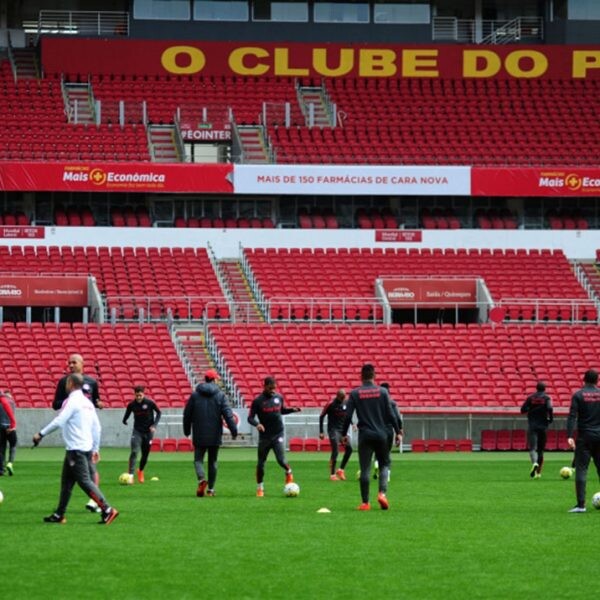 Com desfalques, time encara a Ponte Preta