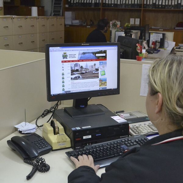 Executivo entra na Justiça contra União