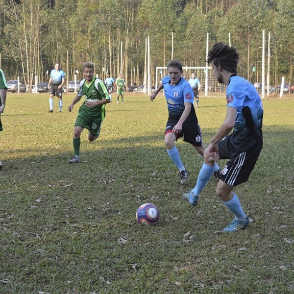 Veteranos estreiam  na competição