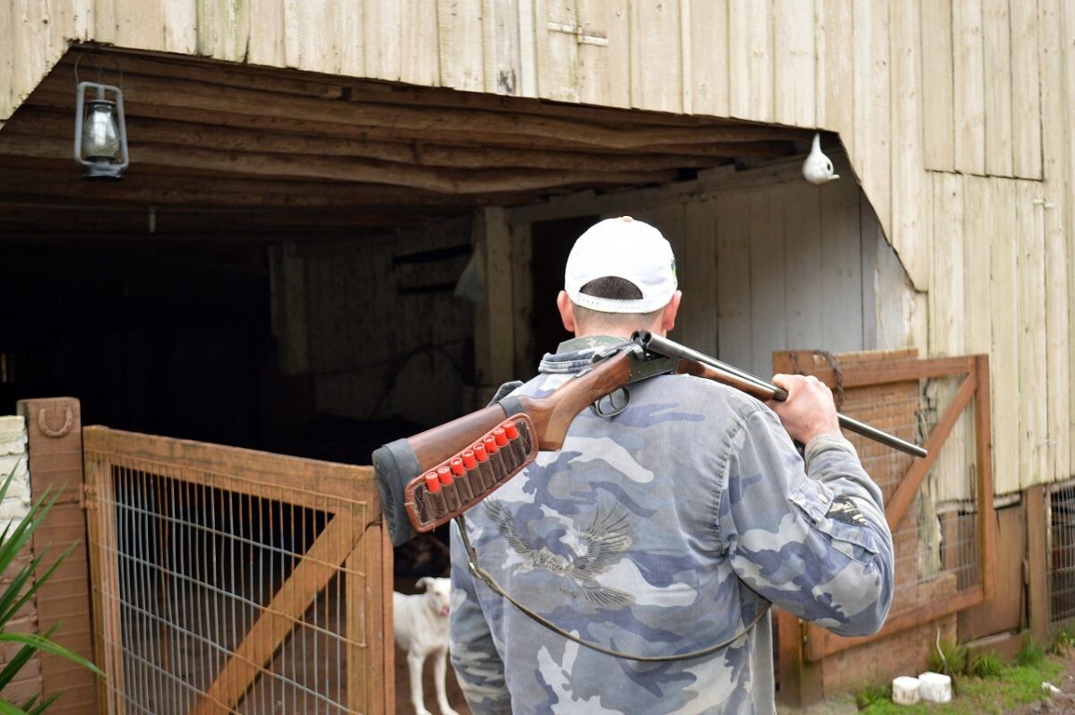 Lei sugere porte de arma de fogo aos produtores