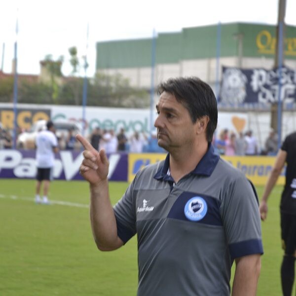 Lajeadense apresenta treinador hoje de manhã