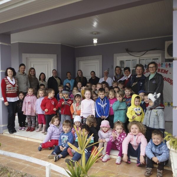 Escola recebe alunos da Educação Infantil