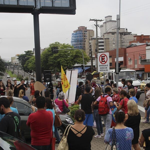 Justiça delimita espaço para bandeiraços