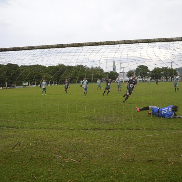 Definidos os oito melhores clubes da região