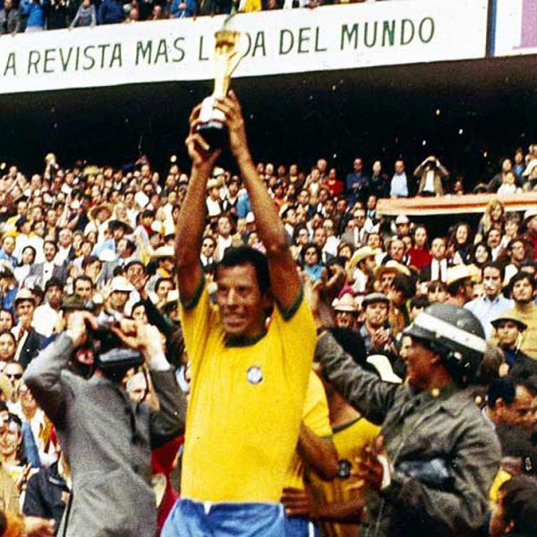 Capitão do tricampeonato de 70 morre no Rio de Janeiro