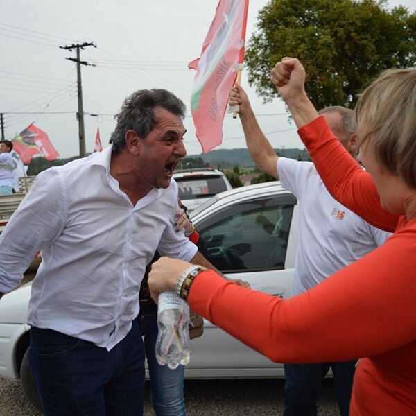 Ex-prefeito Kohlrauch  retorna após quatro anos