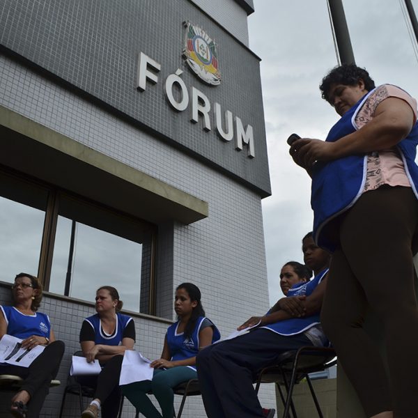 Judiciário protesta  contra a PEC do Teto