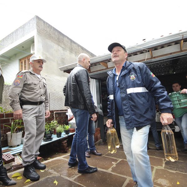 Alimentos vencidos são encontrados em nove mercados de Encantado