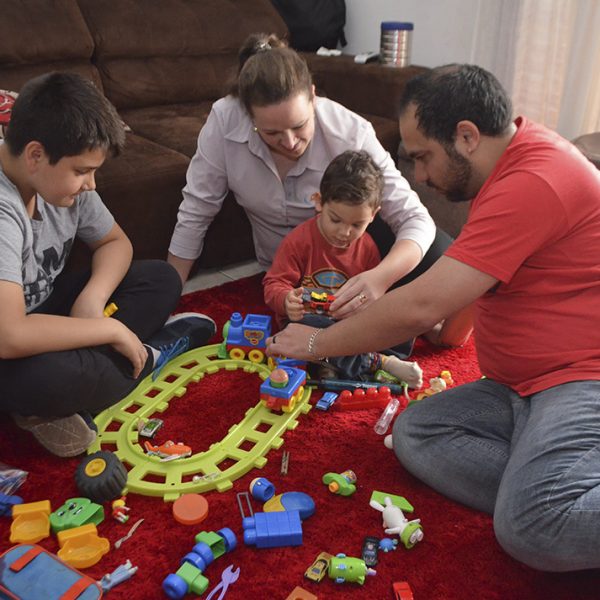 Brincadeiras auxiliam no desenvolvimento infantil