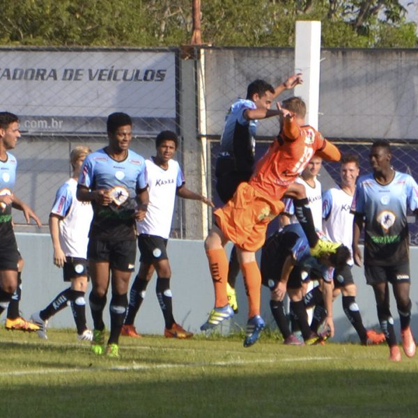 Classificado, Lajeadense cumpre tabela na quinta