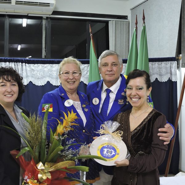 Homenagens marcam aniversário do Lions