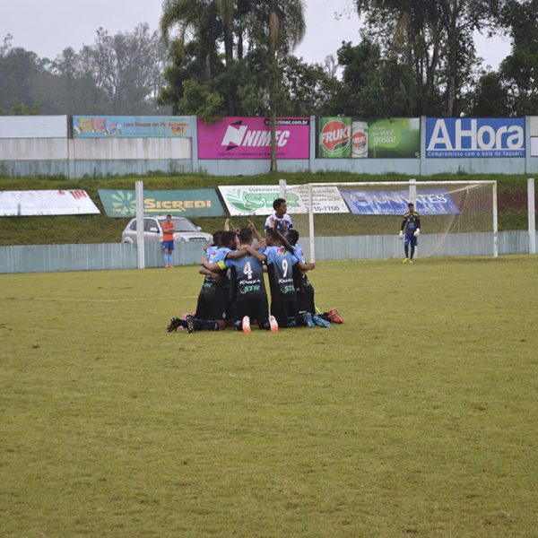 Lajeadense vence o Guarany de Camaquã por 4 a 0