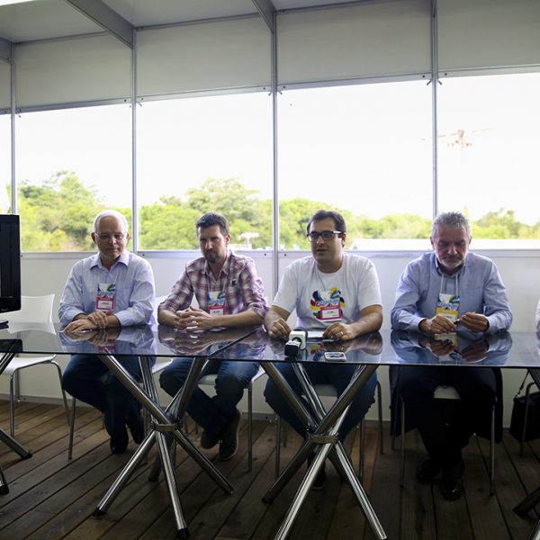 Crise reduz 40% dos negócios na Expovale